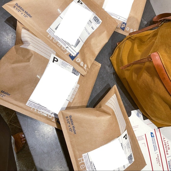 Meet your Posher, Jen - Picture 5 of 6